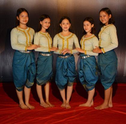Champa Thorng Dance From Battambang Dance Group