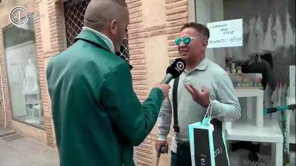 ¿Te han invitado a una boda este año? La calle habla.