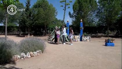  Isabel y su familia nos enseña una planta muy peculiar.