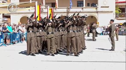 Desfile Militar con motico del 190º Aniversario de la Batalla de Villarrobledo.